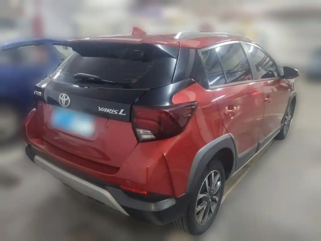 Toyota Yaris L — миниатюра 10
