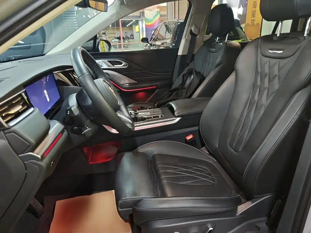 Hongqi Hongqi HS7 PHEV — миниатюра 15