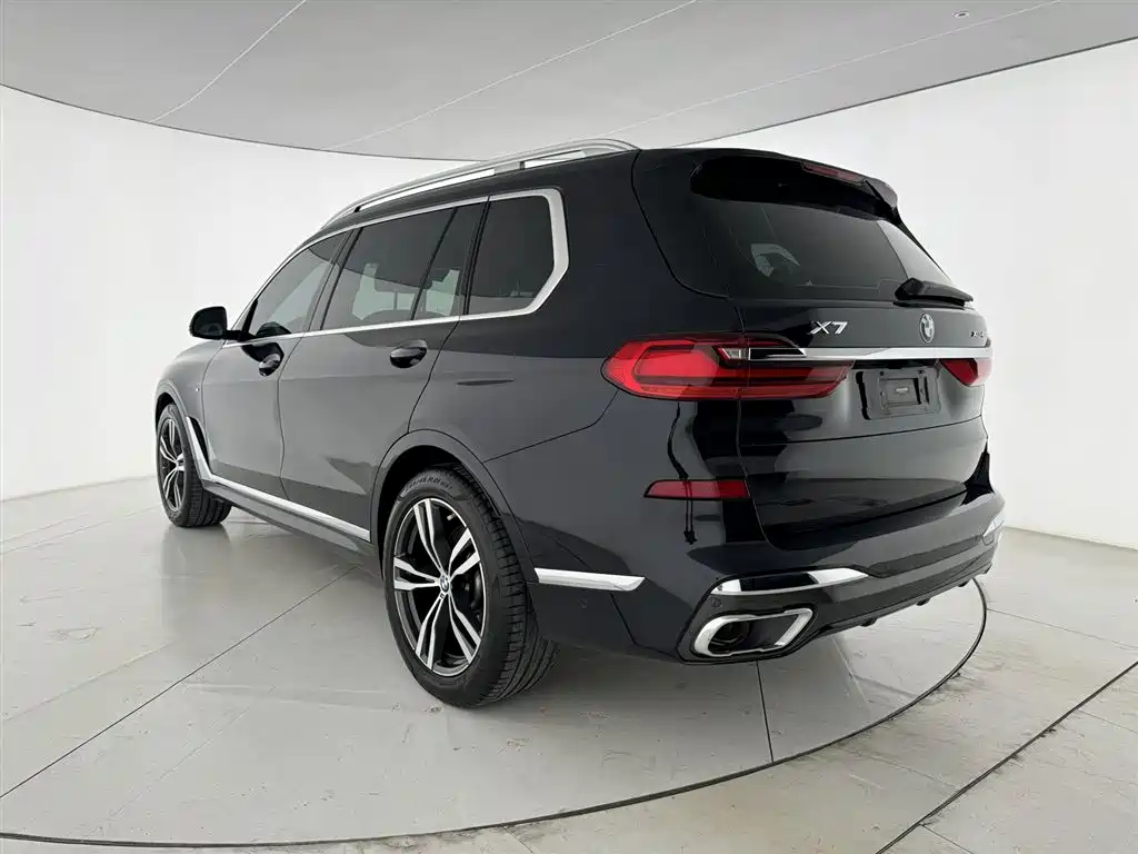 BMW X7 2020 xDrive40i Premium Luxury