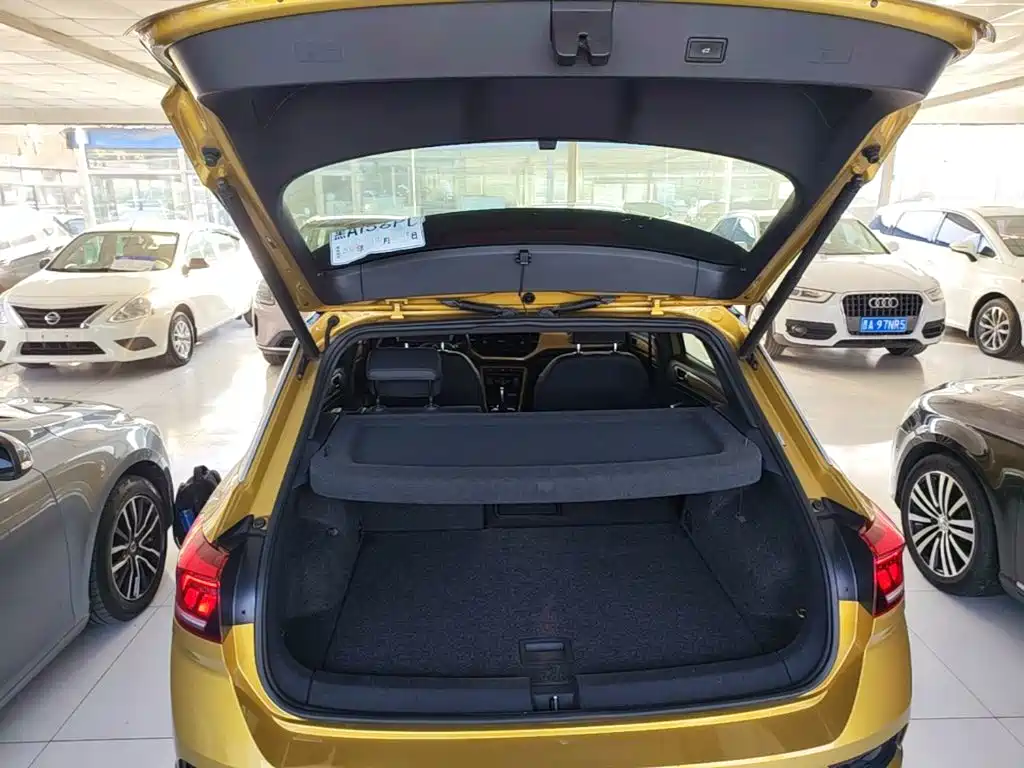 Volkswagen T-Roc — миниатюра 19