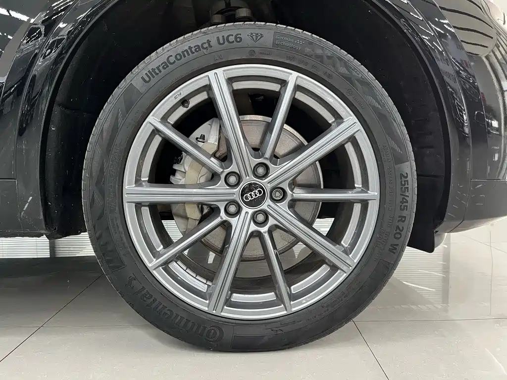 Audi Q5L 2024 40 TFSI Fashion