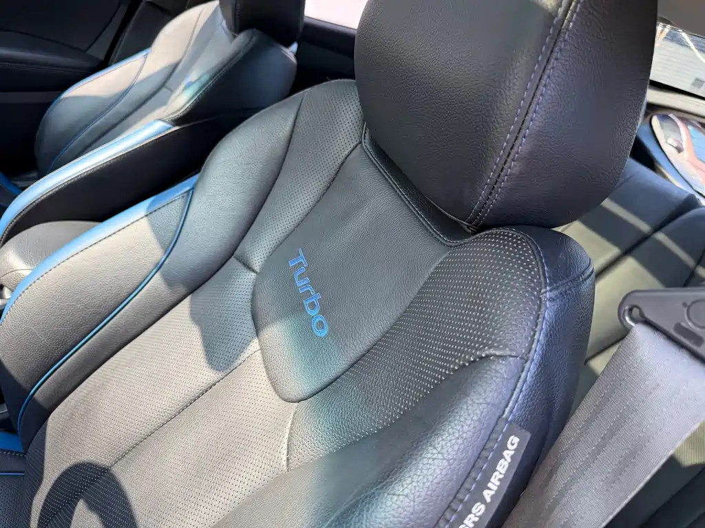 Hyundai Veloster — миниатюра 18