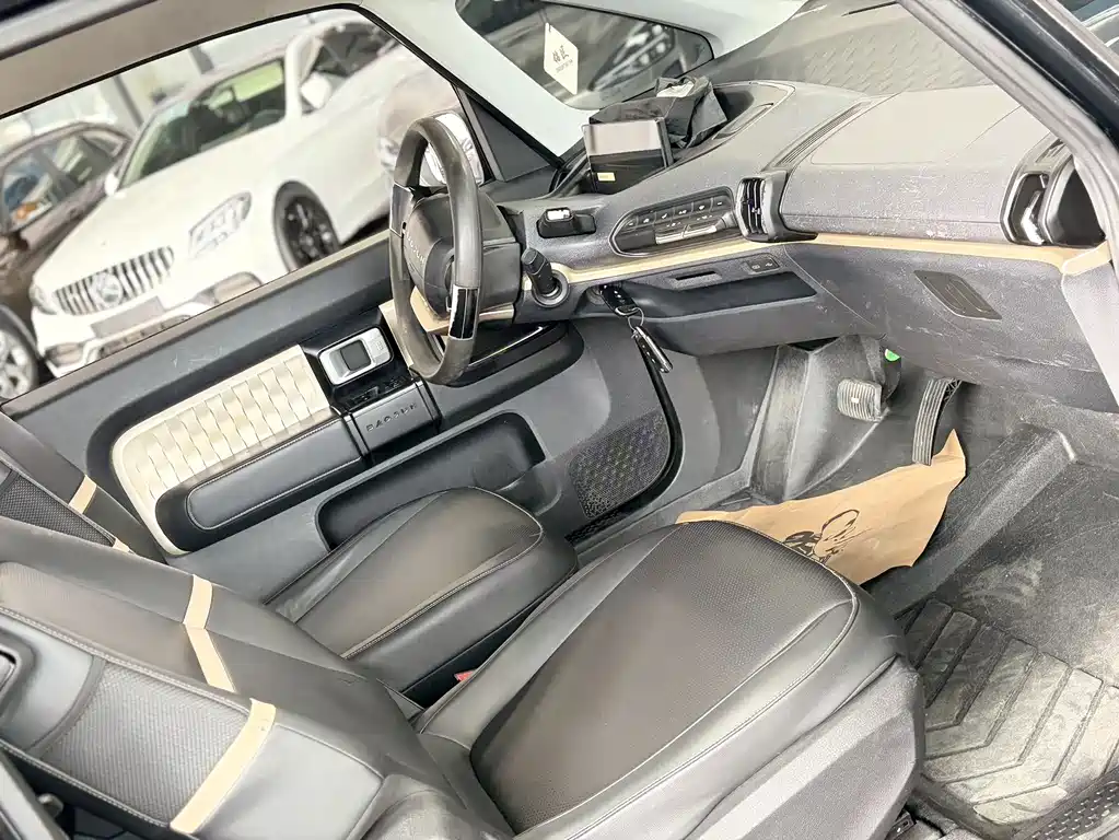 Baojun KiWi EV — миниатюра 9