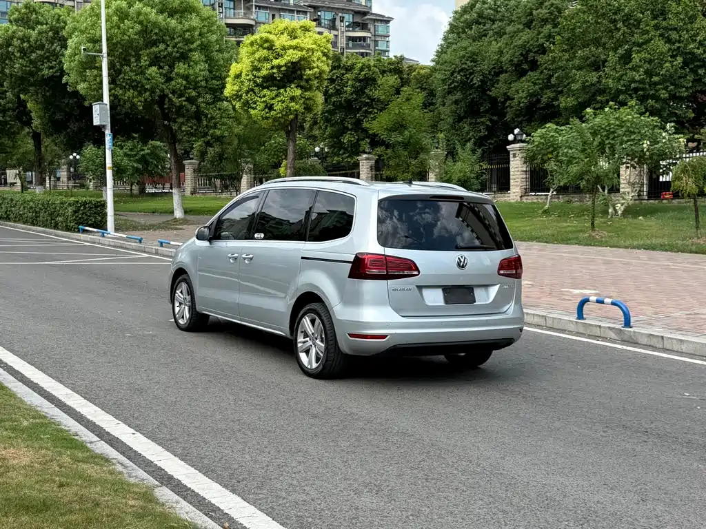 Volkswagen Sharan — миниатюра 7
