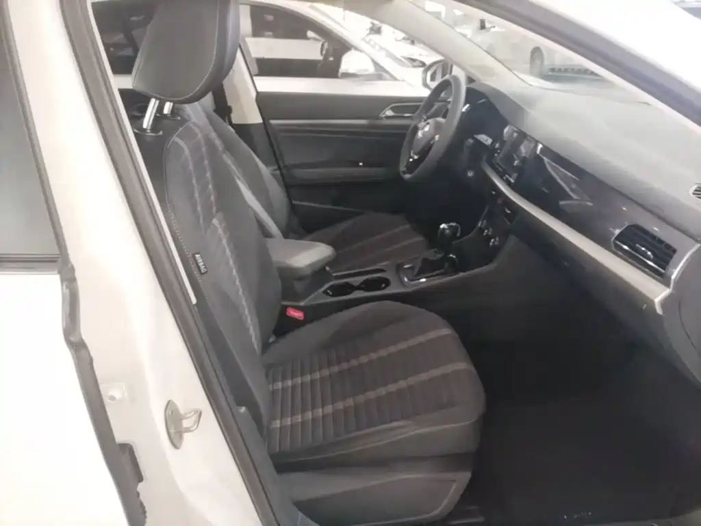 Volkswagen Lavida — миниатюра 25