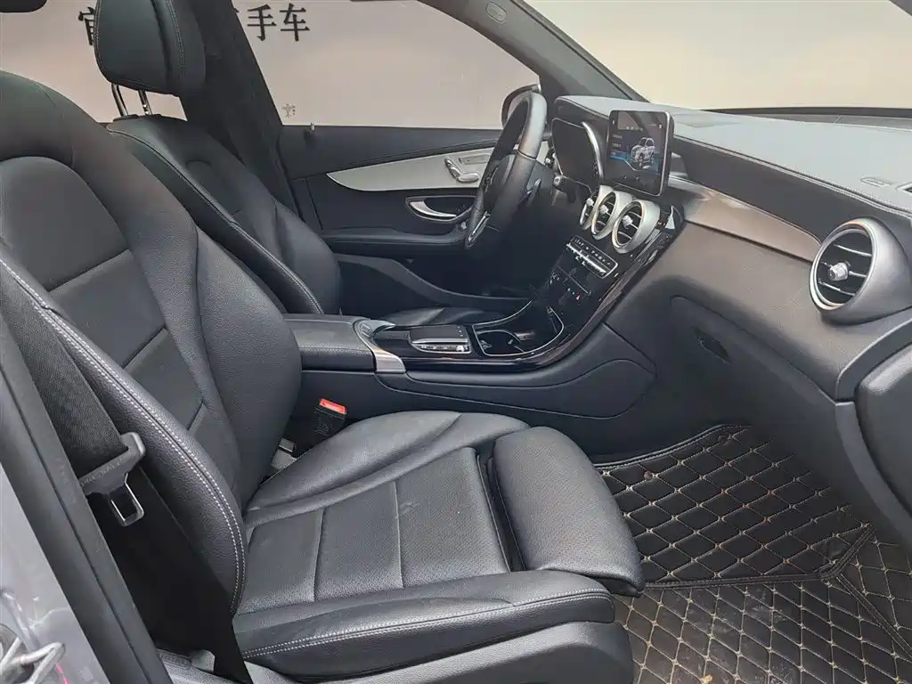 Mercedes-Benz GLC 2022 Silver/gray из Китая, фото 5