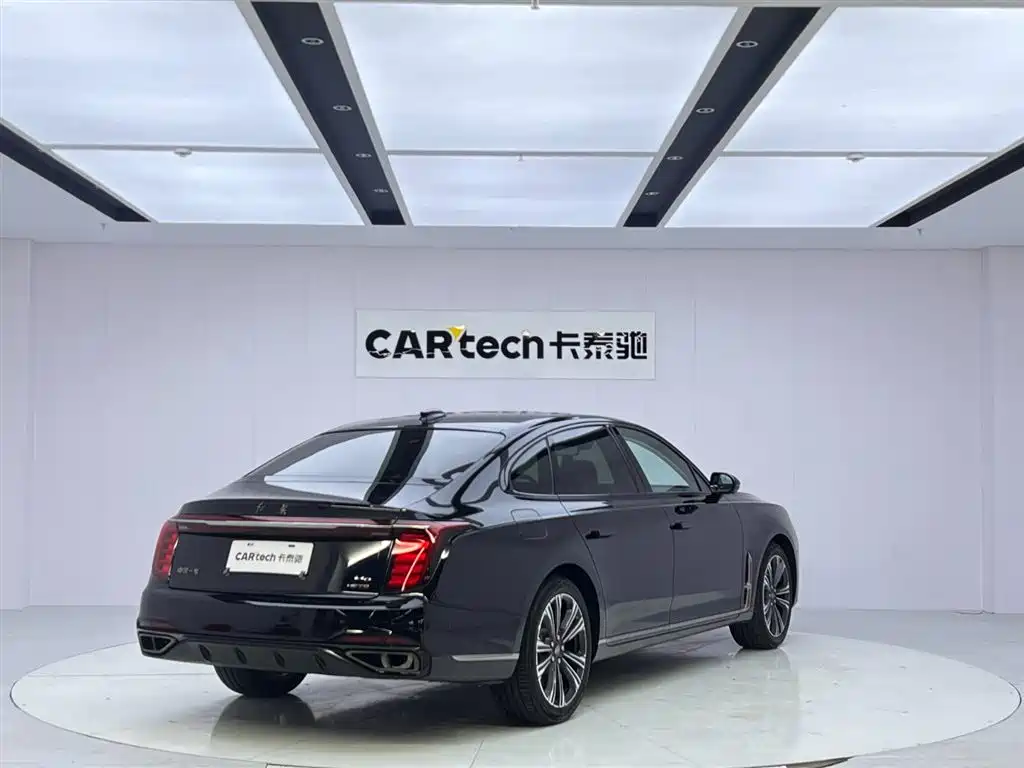 Hongqi H9 2024 2.0T