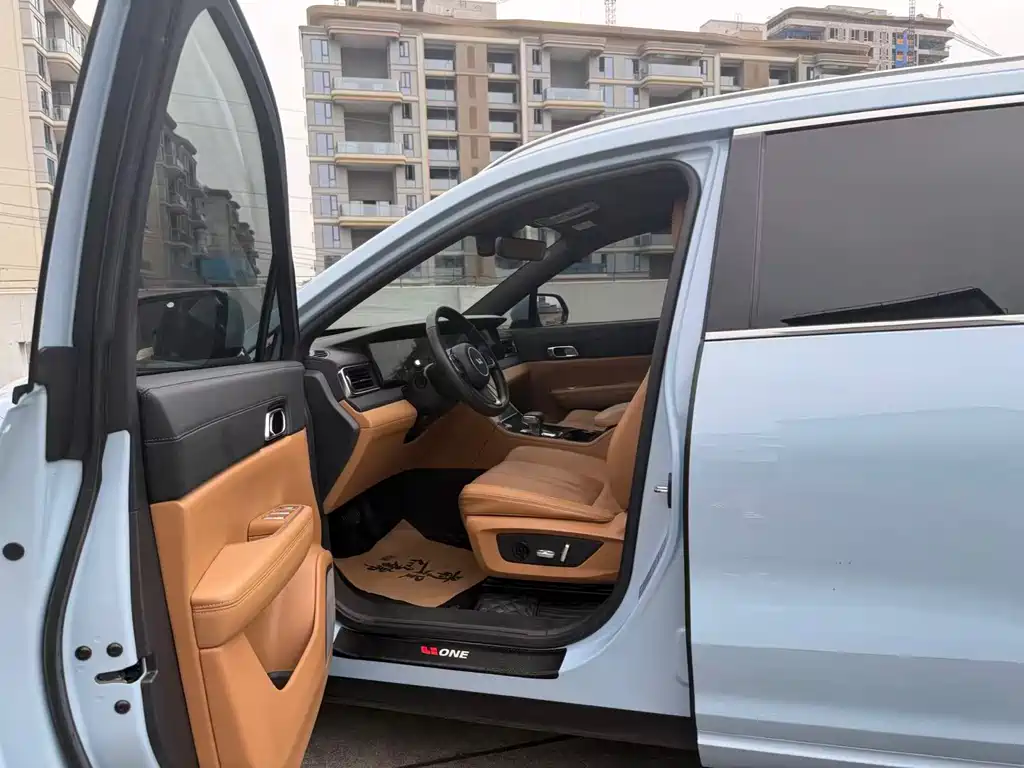 Li Auto ONE 2020 6 мест