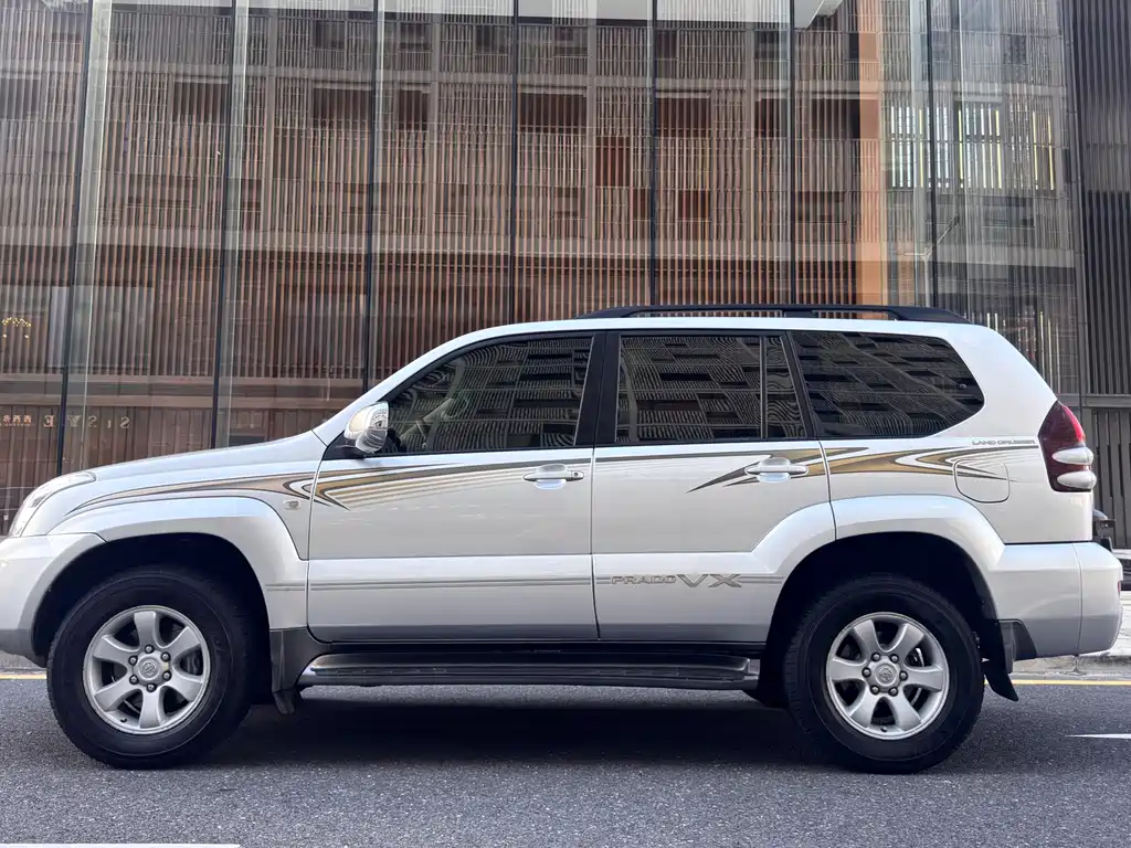 Toyota Land Cruiser Prado 2006 4.0L AT VX NAVI