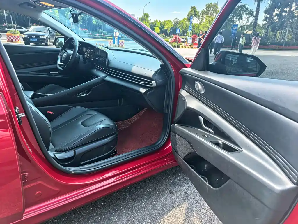 Hyundai Elantra 2022 1.5L CVT GLX Elite
