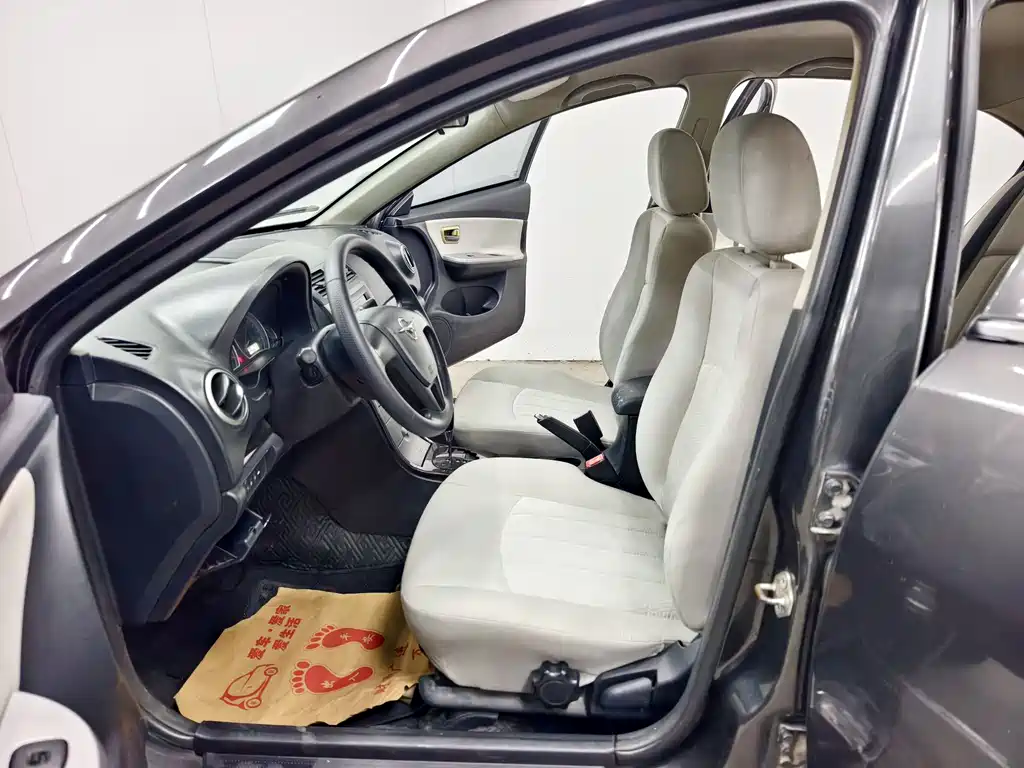 Haima Familia 2011 1.6L AT