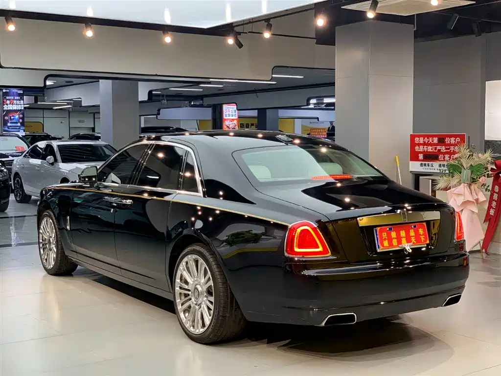 Rolls-Royce Ghost 2010 6.6T Standard