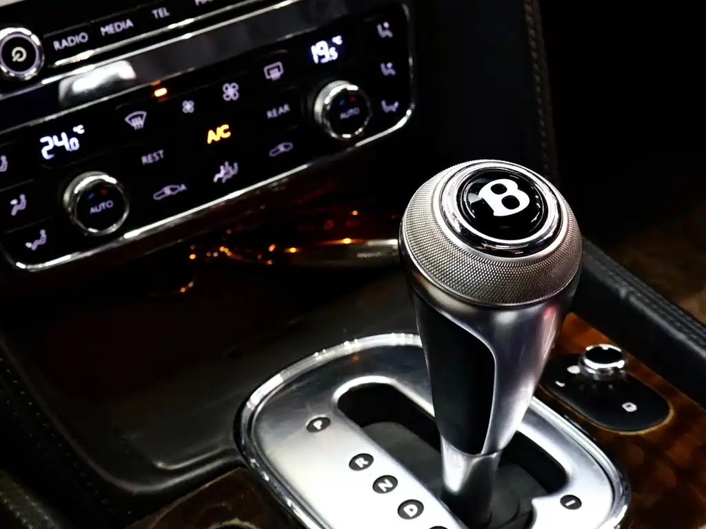 Bentley Flying Spur 2016 4.0T V8 Standard