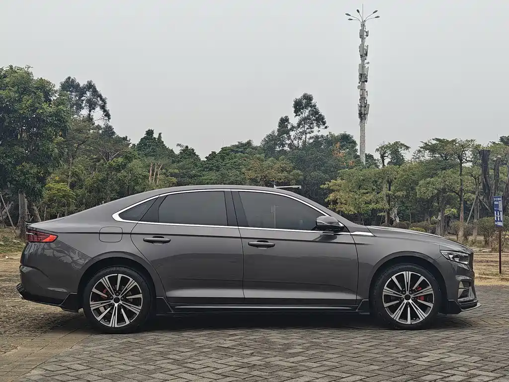 GEELY AUTOMOBILE XINGRUI