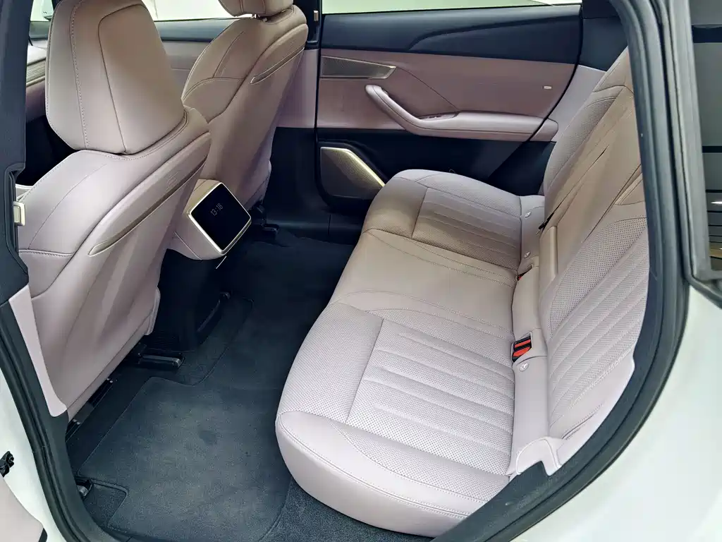 Onvo L60 2025 60kWh