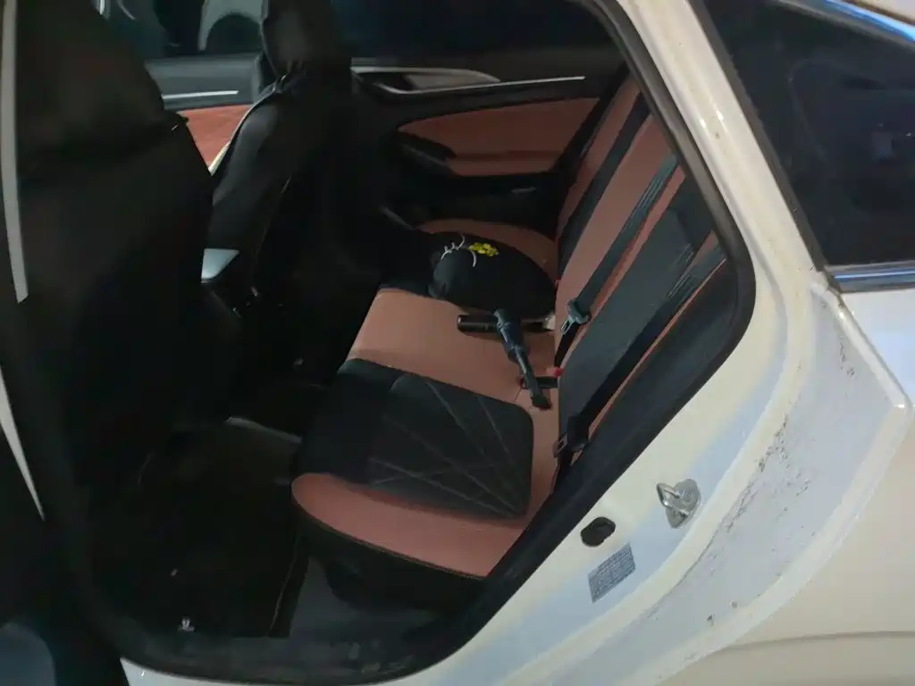 Changan Eado — миниатюра 15