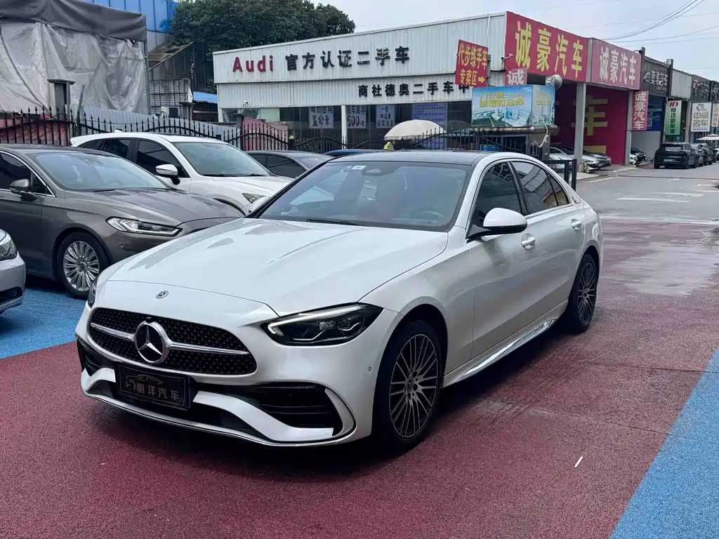 Mercedes-Benz C-Class