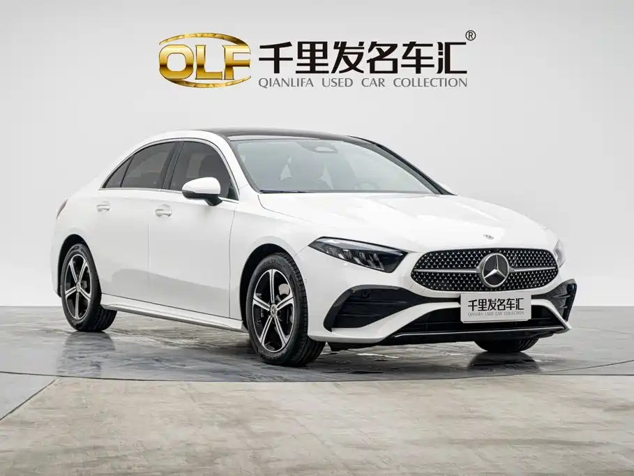Mercedes-Benz A-Class 2024 — фото 4
