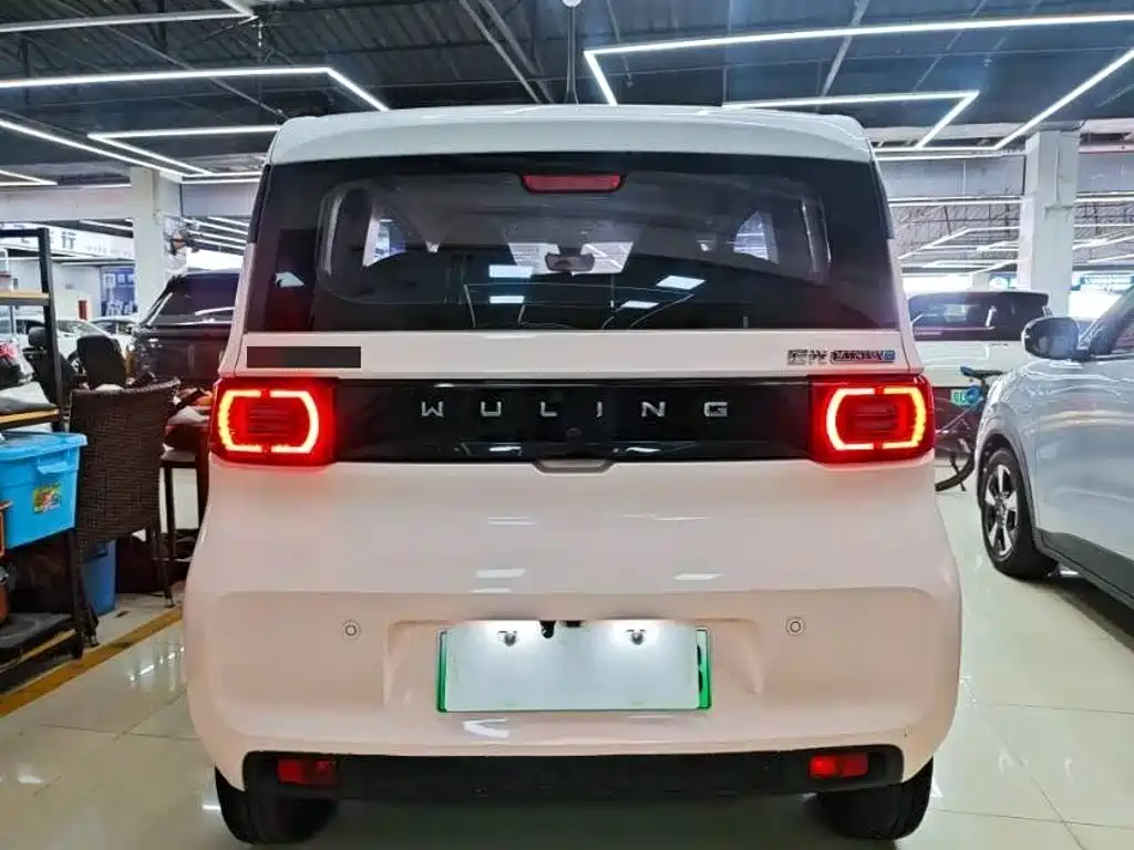 Wuling MINIEV — миниатюра 5