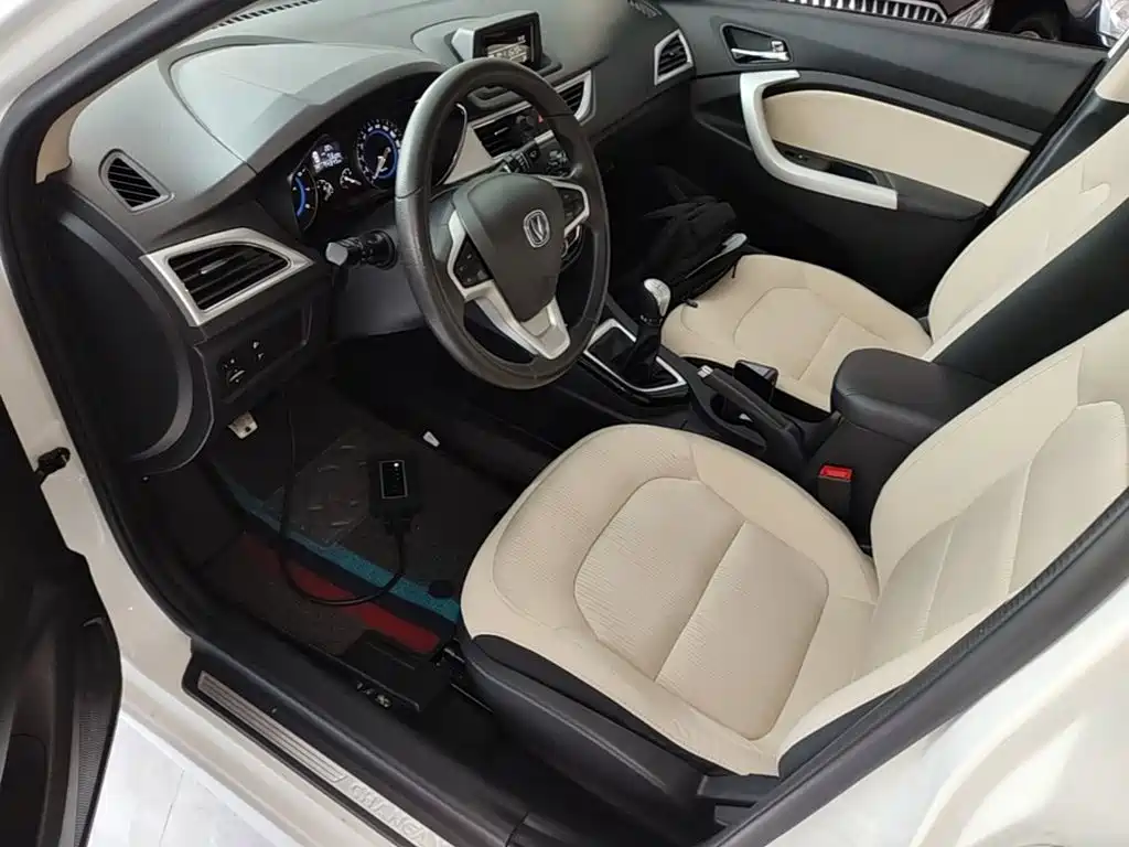 Changan V7 — миниатюра 16