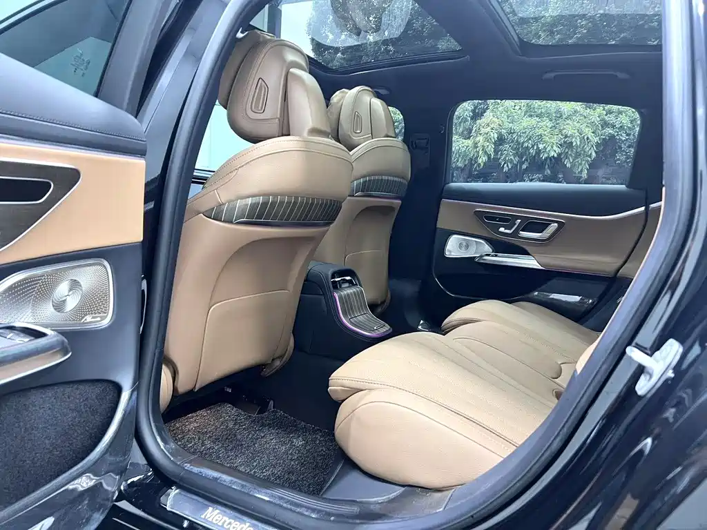 Mercedes-Benz E-Class E 2025 E 300 L Luxury