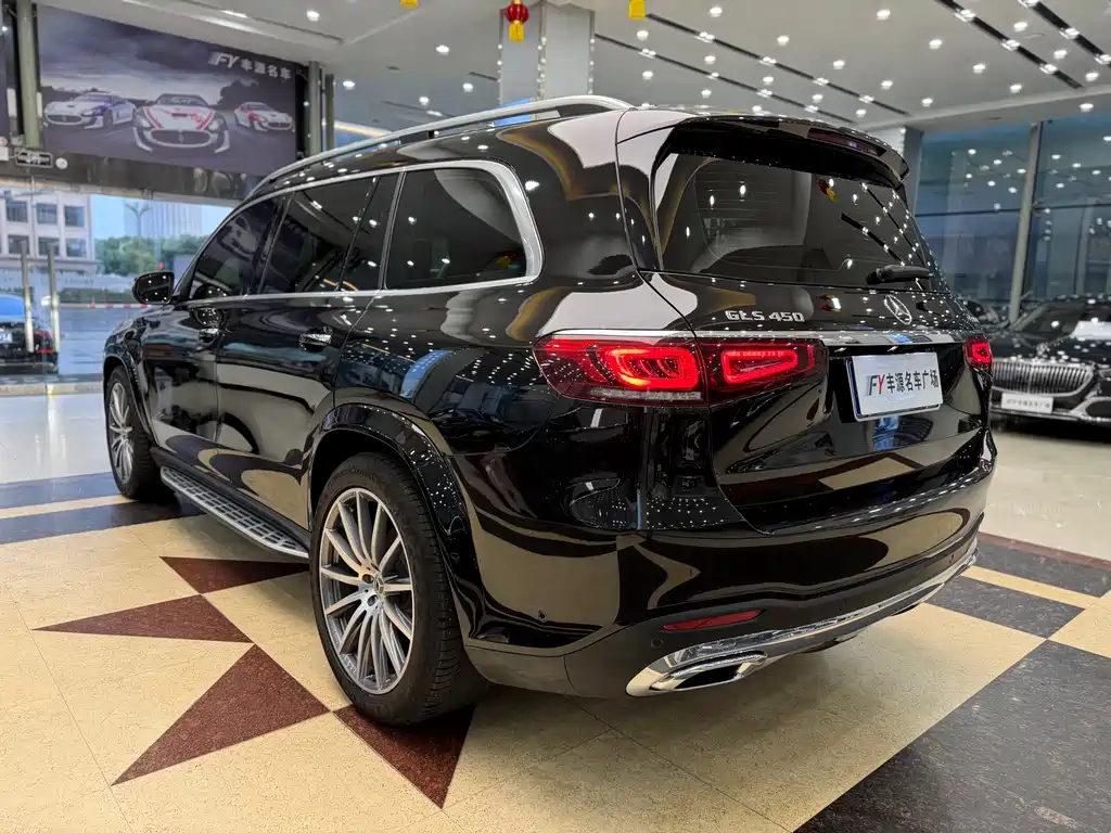 Mercedes-Benz GLS — миниатюра 29
