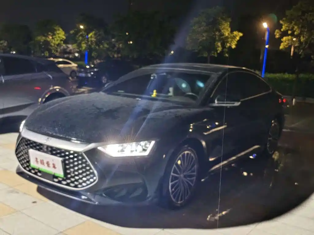 BYD Han 2023 DM-i Champion Edition 121KM Honorable Type