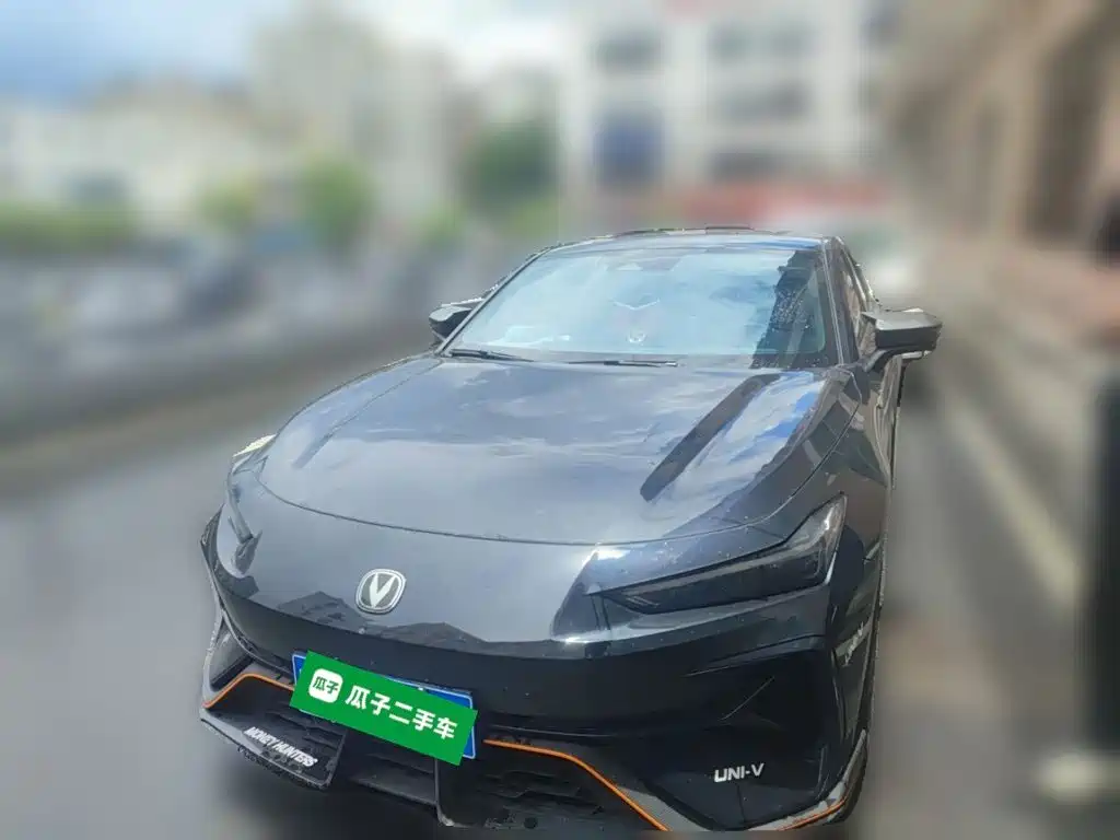 Changan UNI-V 2025 2.0T