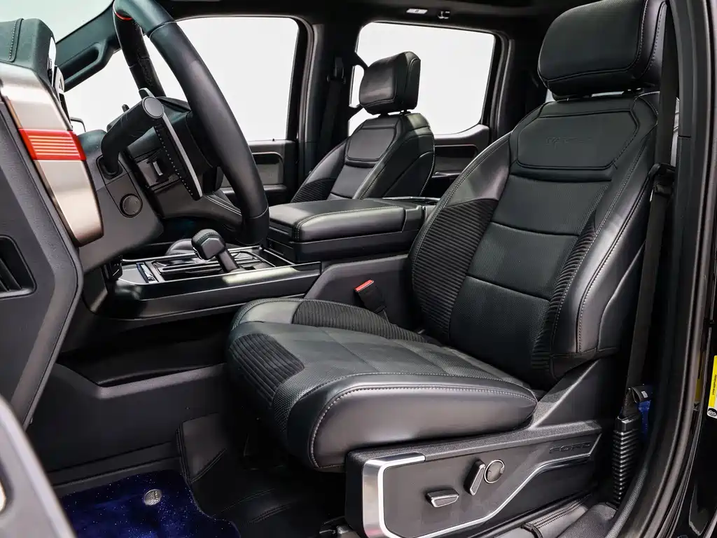 Ford F-150 Raptor — миниатюра 10
