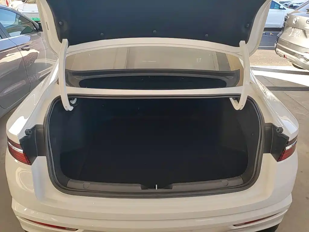 Geely Xingrui — миниатюра 19