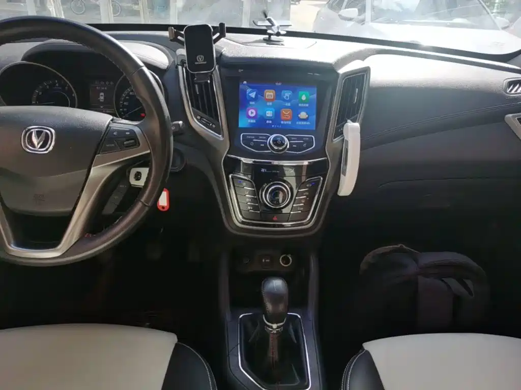 Changan CS35 — миниатюра 13