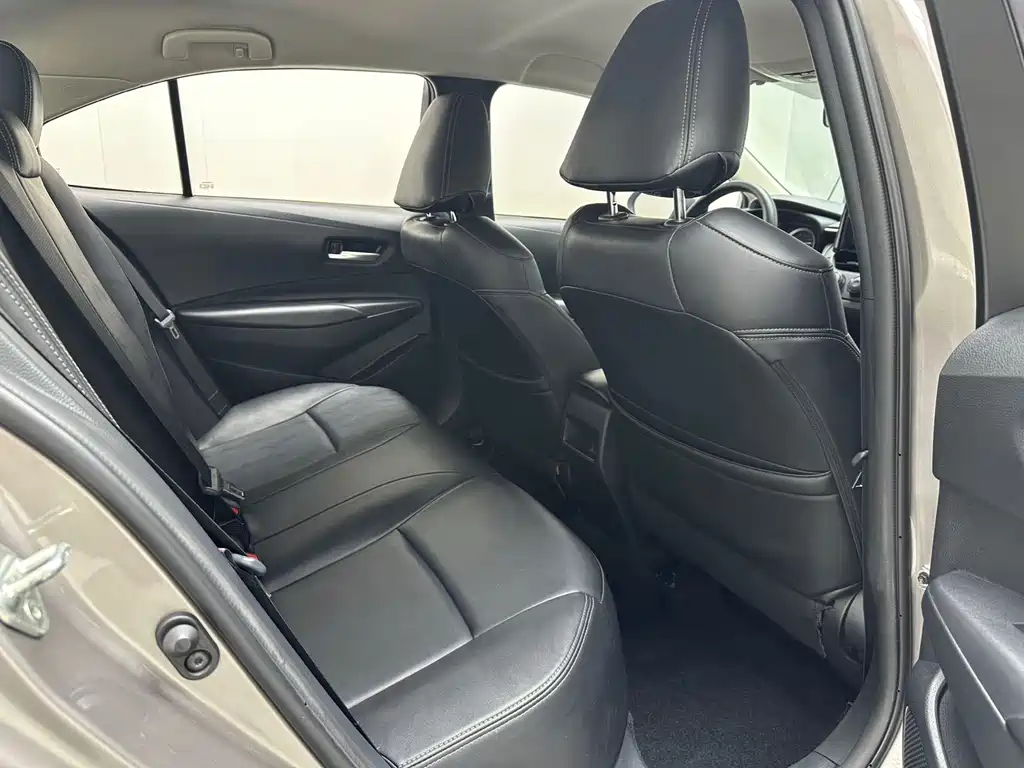 Toyota Corolla — миниатюра 6
