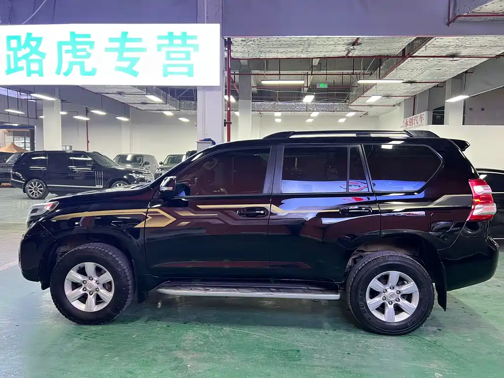 Toyota Land Cruiser Prado 2014 4.0L AT TX-L NAVI