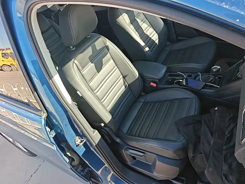 Volkswagen Touran — миниатюра 25