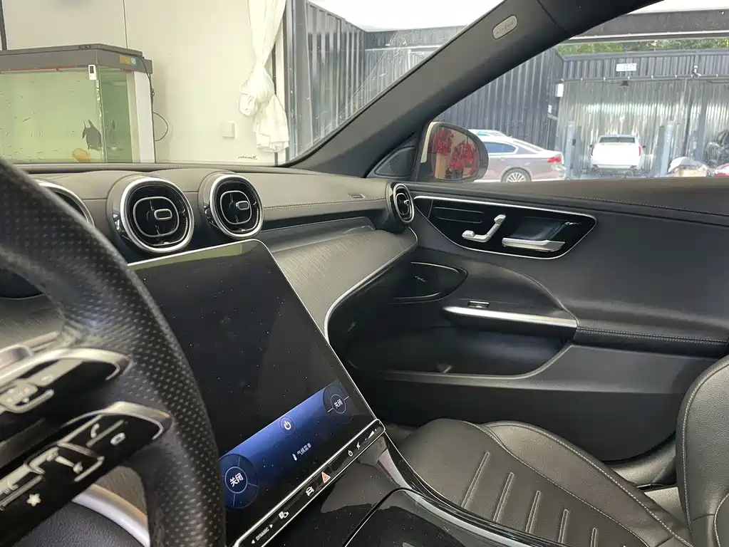 Mercedes-Benz C-Class — миниатюра 9