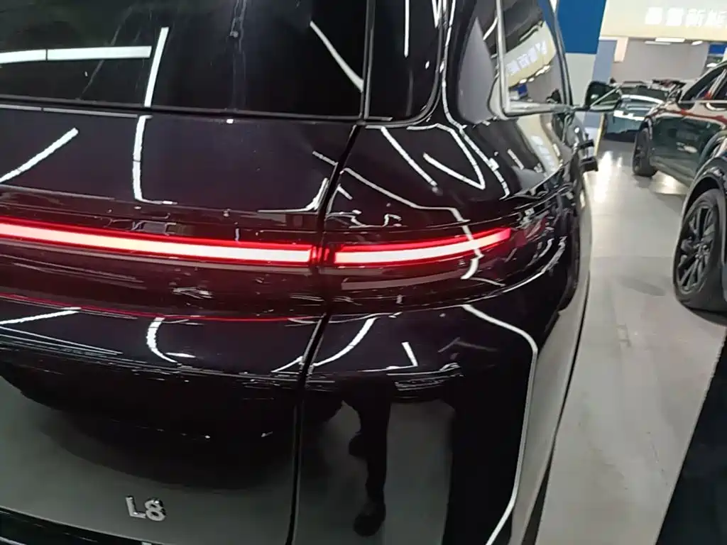 Li Auto L8 2023 Pro