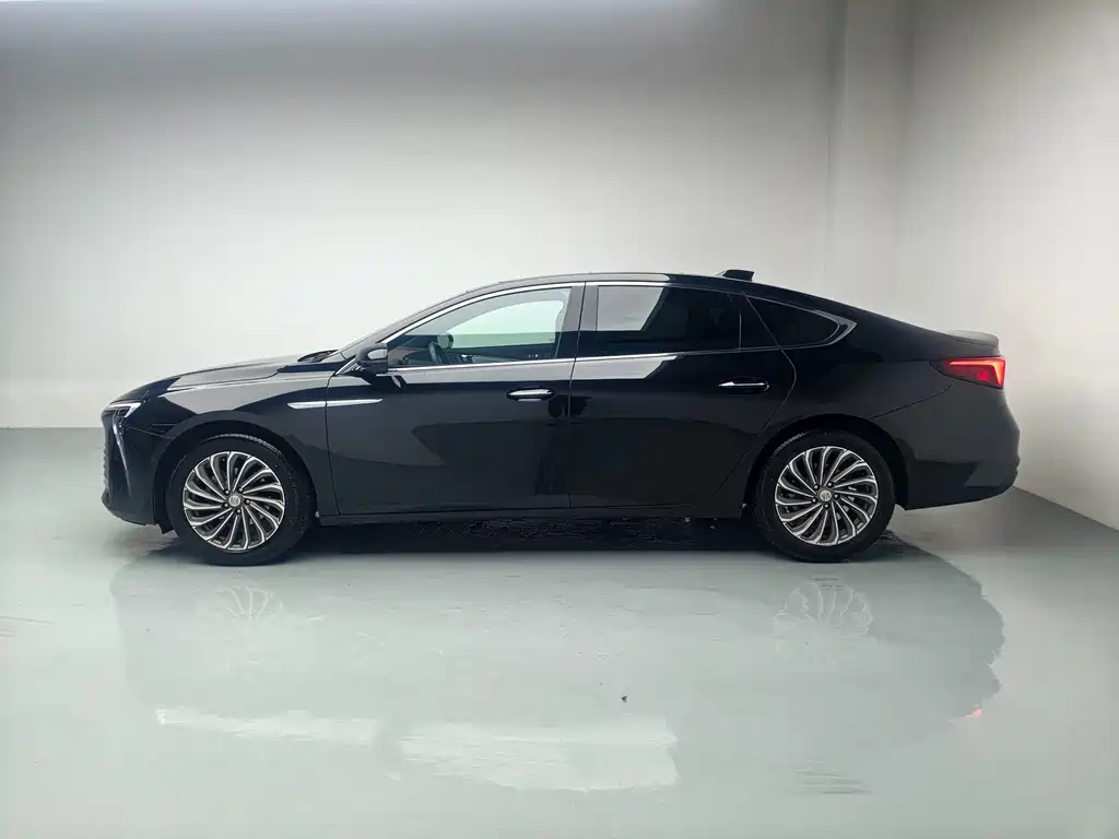 Buick LaCrosse — миниатюра 4
