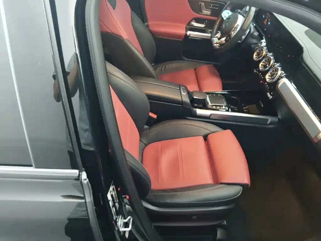 Mercedes-Benz GLB AMG — миниатюра 25