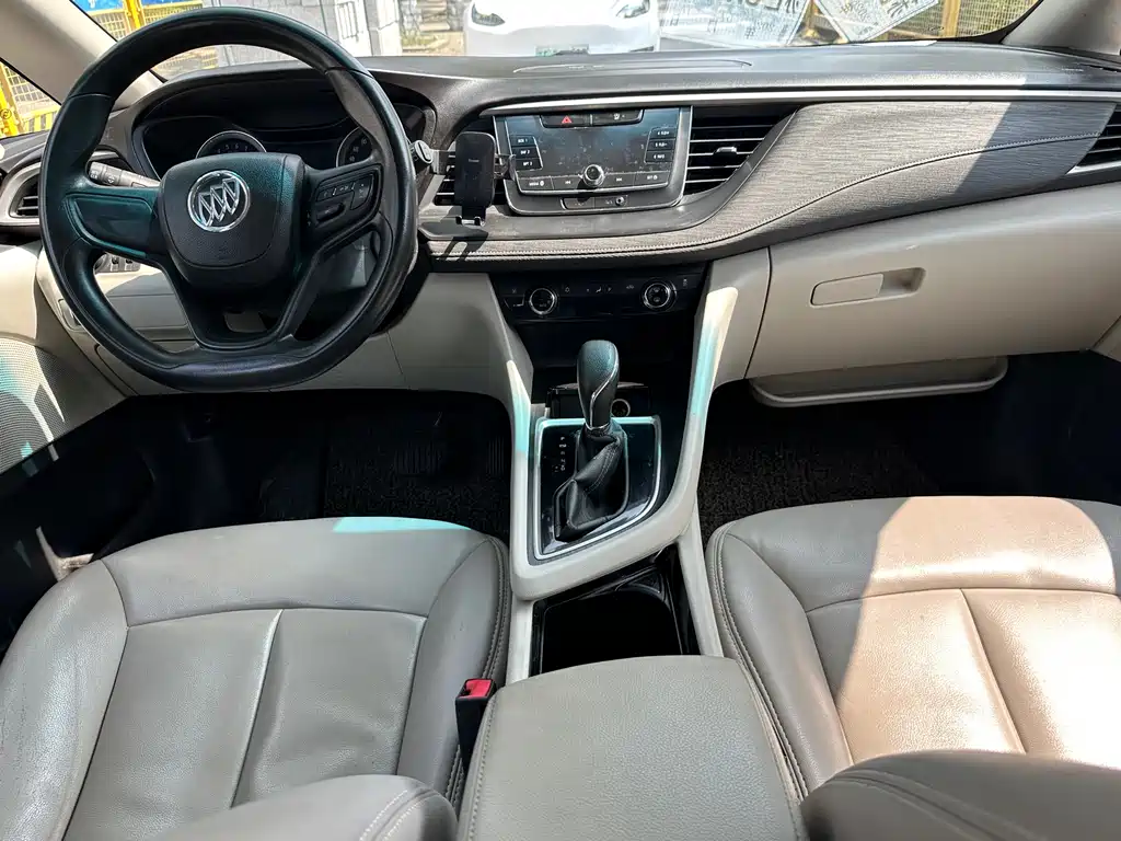 Buick GL6 2018 18T 6 мест Elite