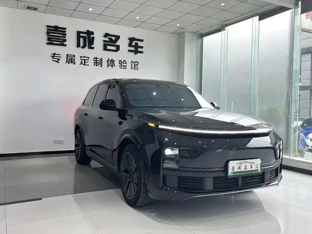 IDEAL CAR IDEAL L8 2024