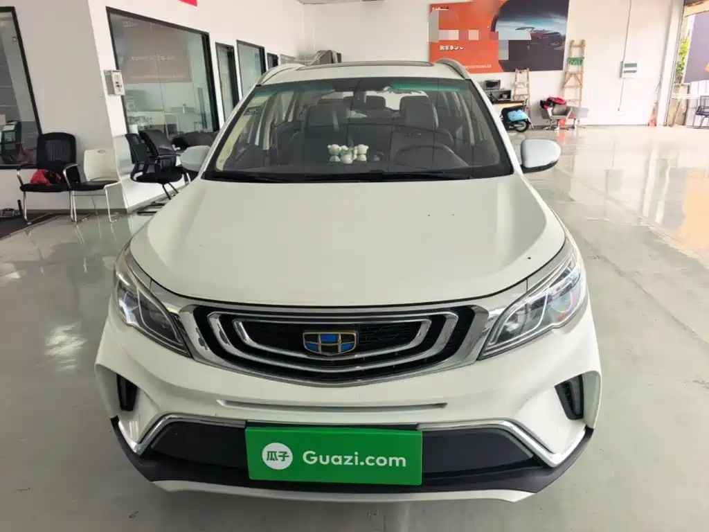 Geely Vision X3 — миниатюра 3