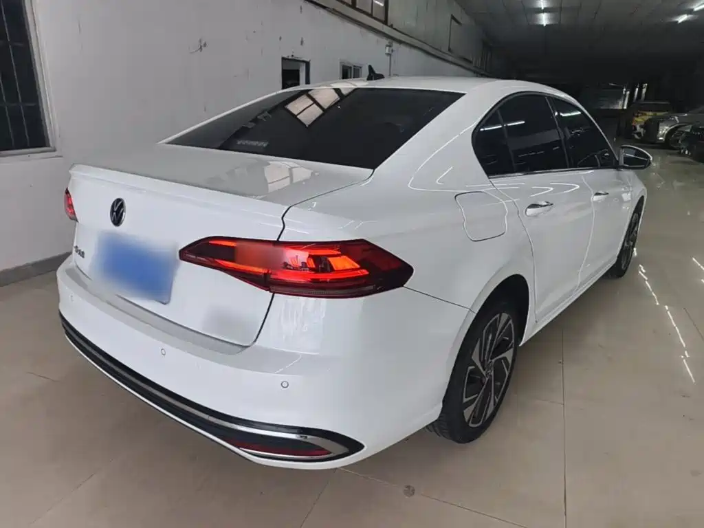 Volkswagen Bora — миниатюра 7