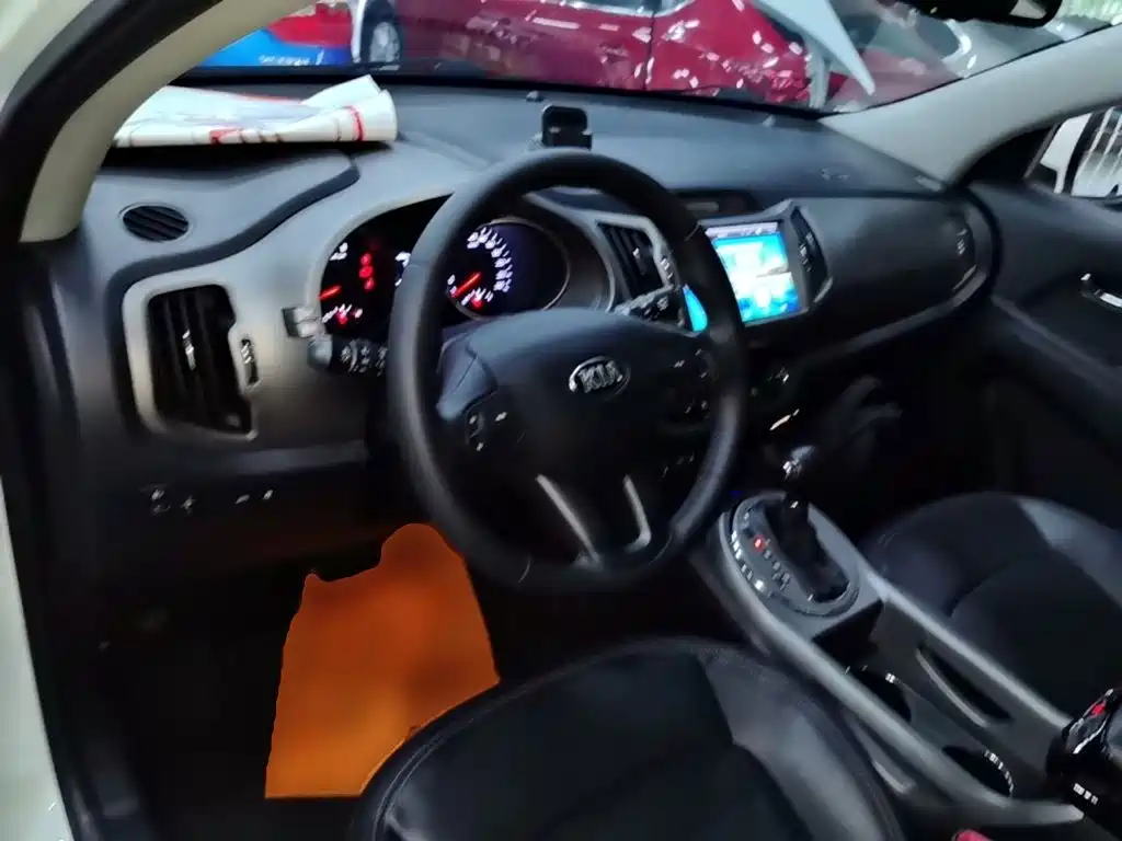 Kia Sportage — миниатюра 10