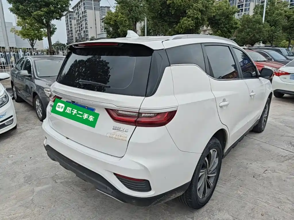 Geely Vision X6 — миниатюра 7