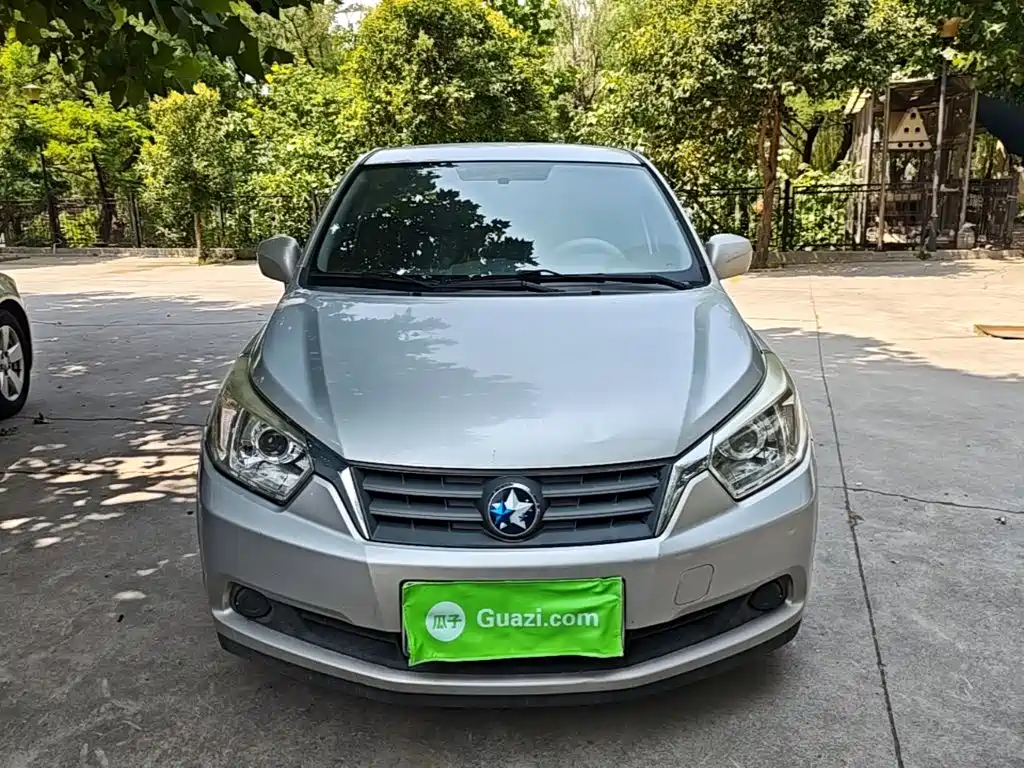 Venucia D50 2014 1.6L MT