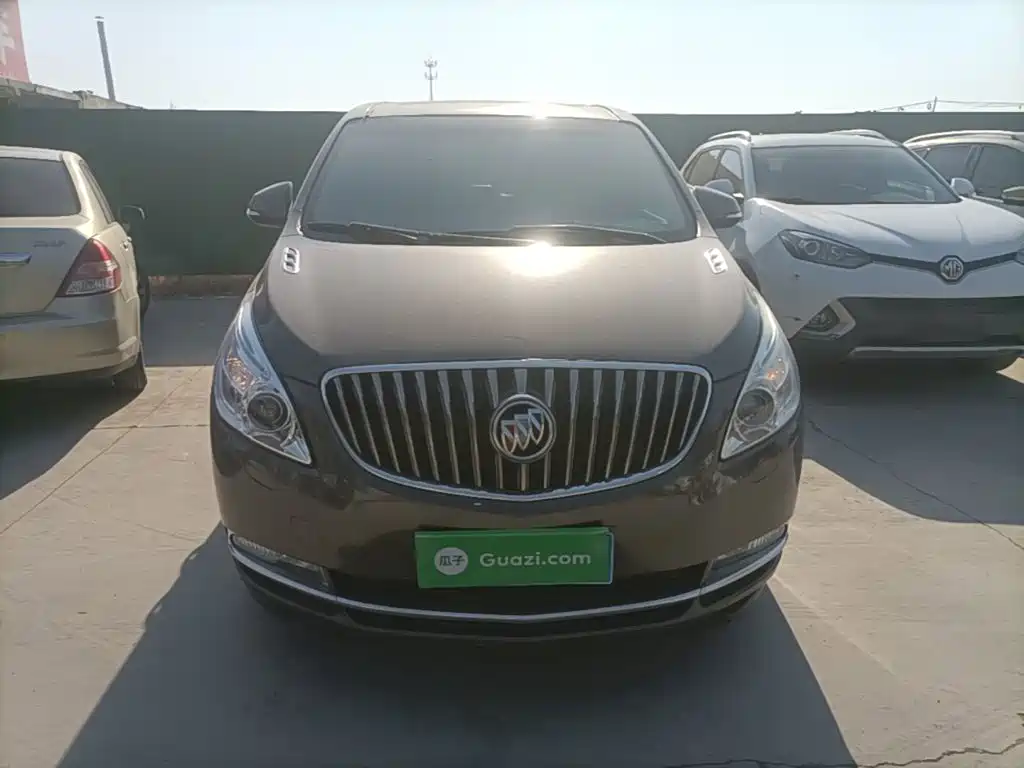 Buick GL8 — миниатюра 3