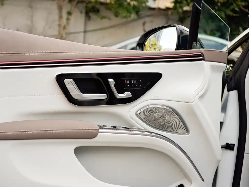 MERCEDES-BENZ EQS AMG