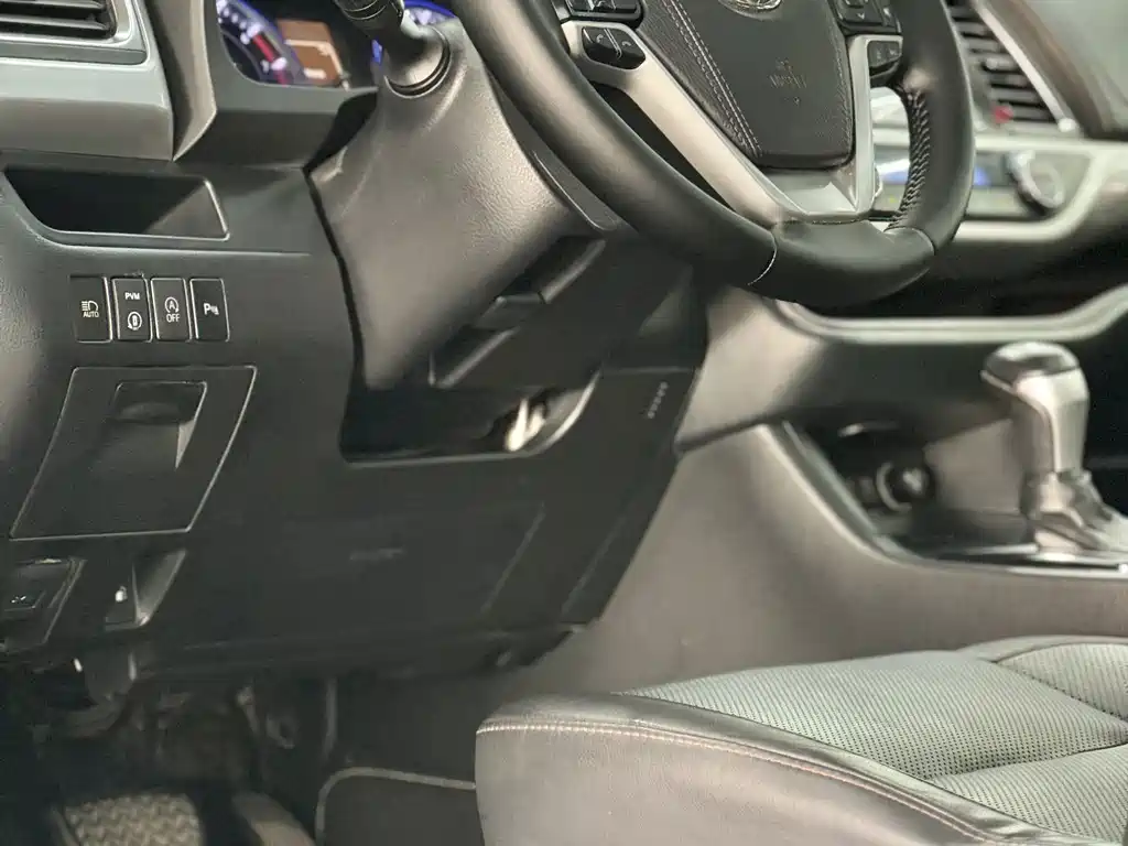 Toyota Highlander — миниатюра 4