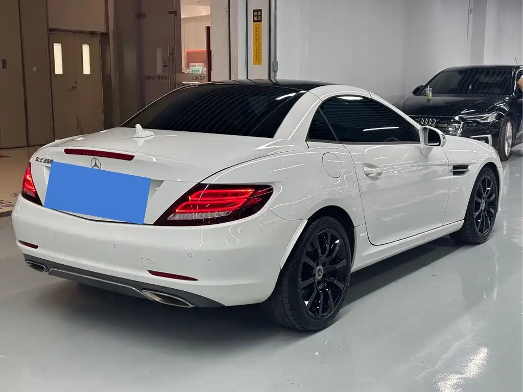 Mercedes-Benz SLC — миниатюра 7
