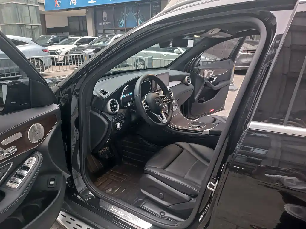 Mercedes-Benz GLC 2021 GLC 300 L 4MATIC